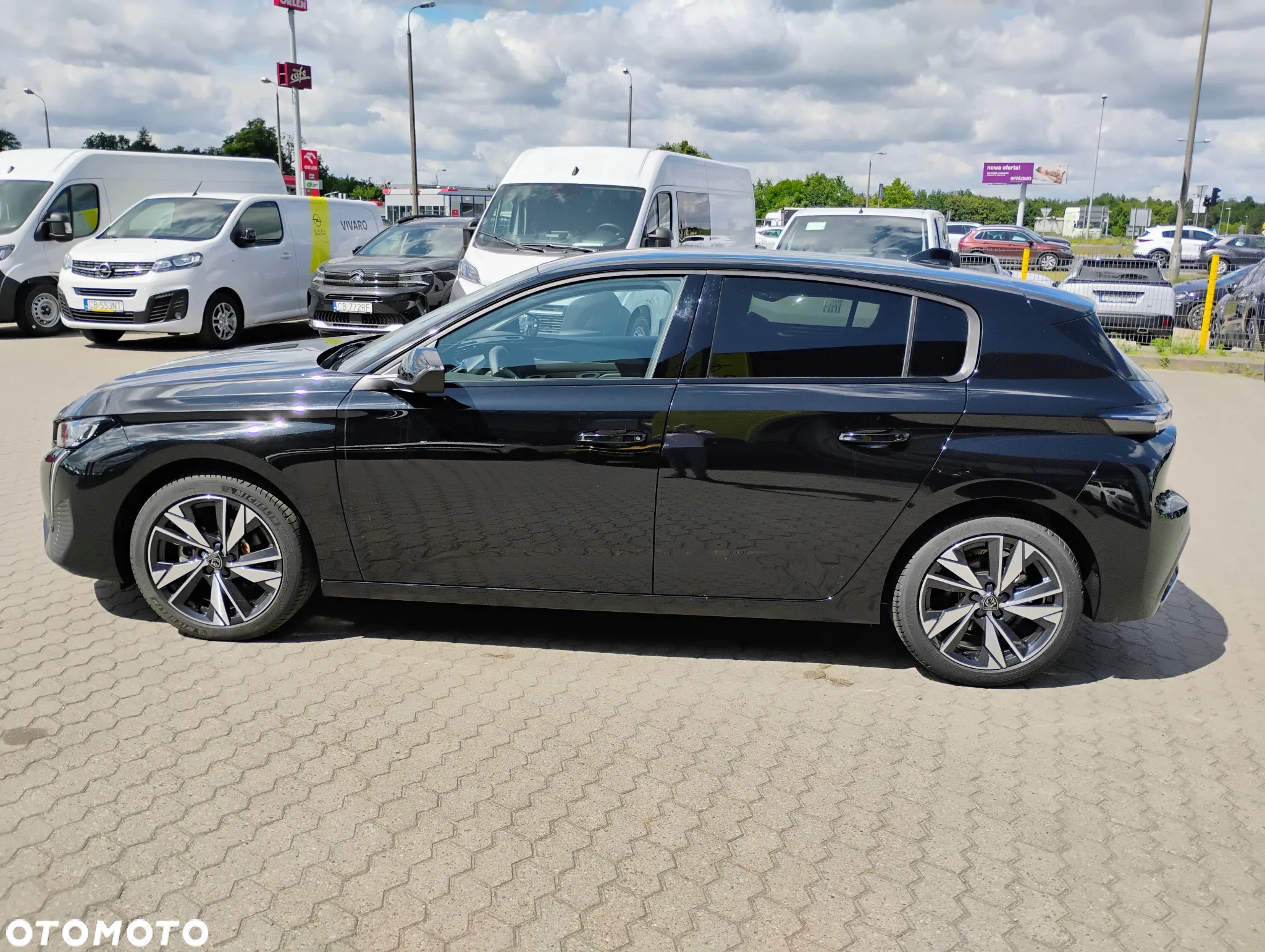 Peugeot 308 1.2 PureTech Allure Pack S&S EAT8 - 9