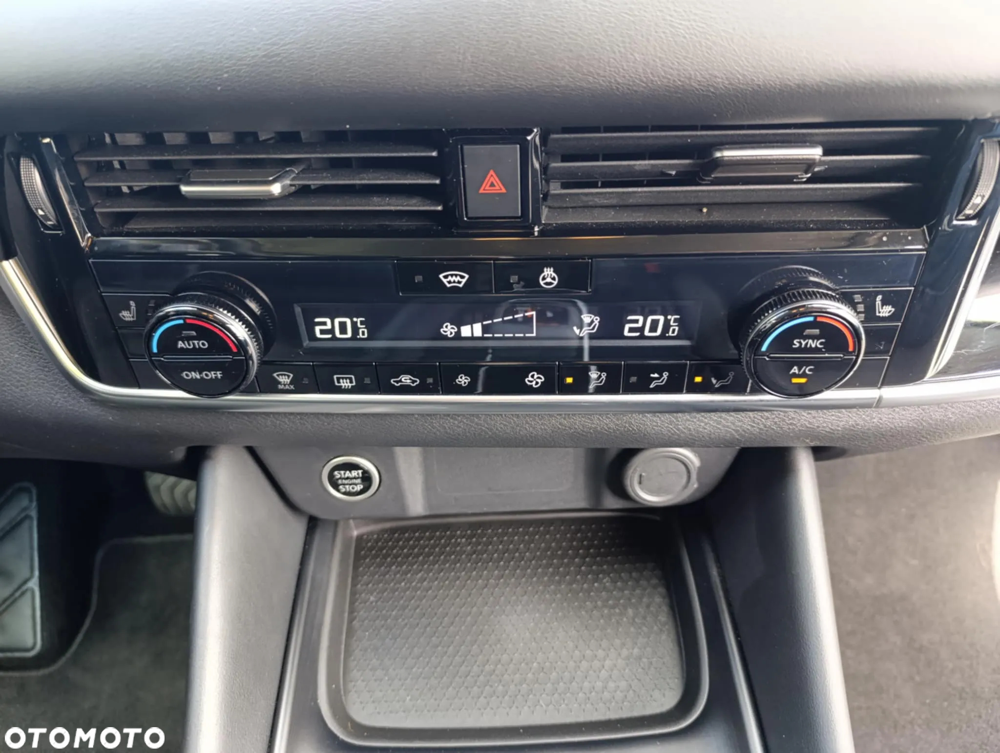 Nissan Qashqai - 15