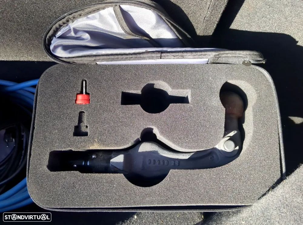 Tesla Model Y Performance Dual Motor AWD - 7