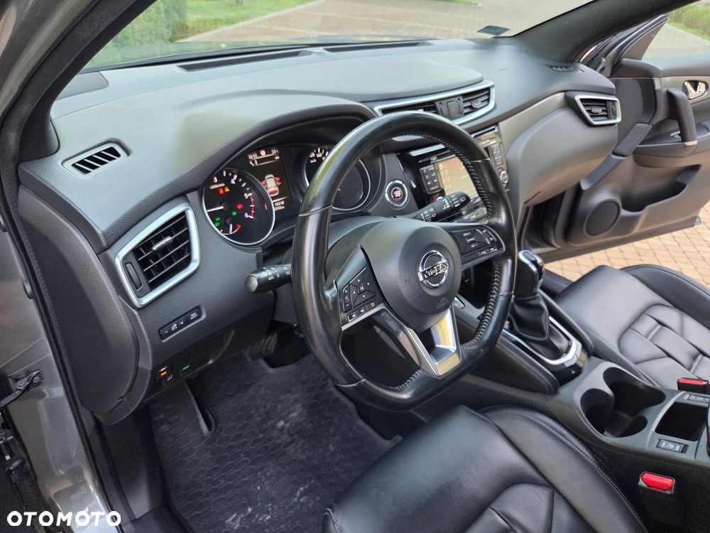 Nissan Qashqai 1.6 DCi Tekna Xtronic - 24