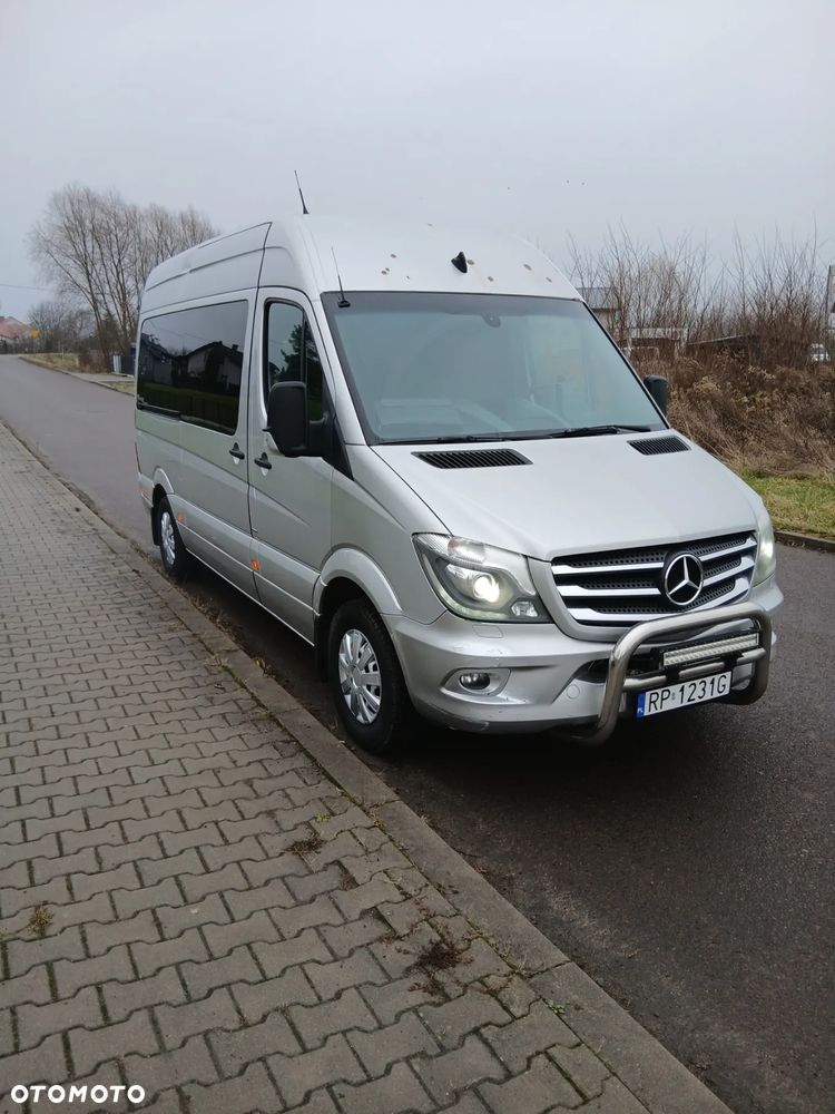 Mercedes-Benz Sprinter - 16
