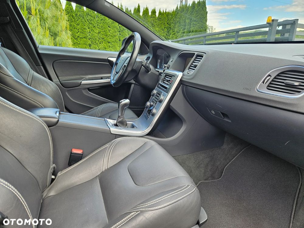 Volvo V60 - 32