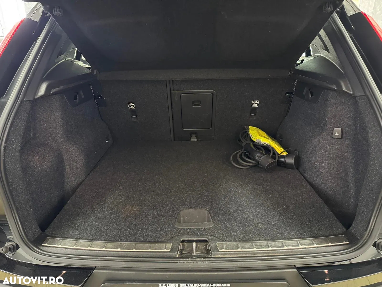 Volvo XC 40 T4 Recharge DKG Inscription - 11