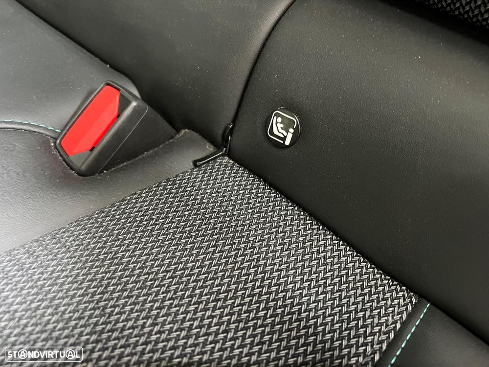 Peugeot 308 1.2 PureTech Allure EAT6 - 26