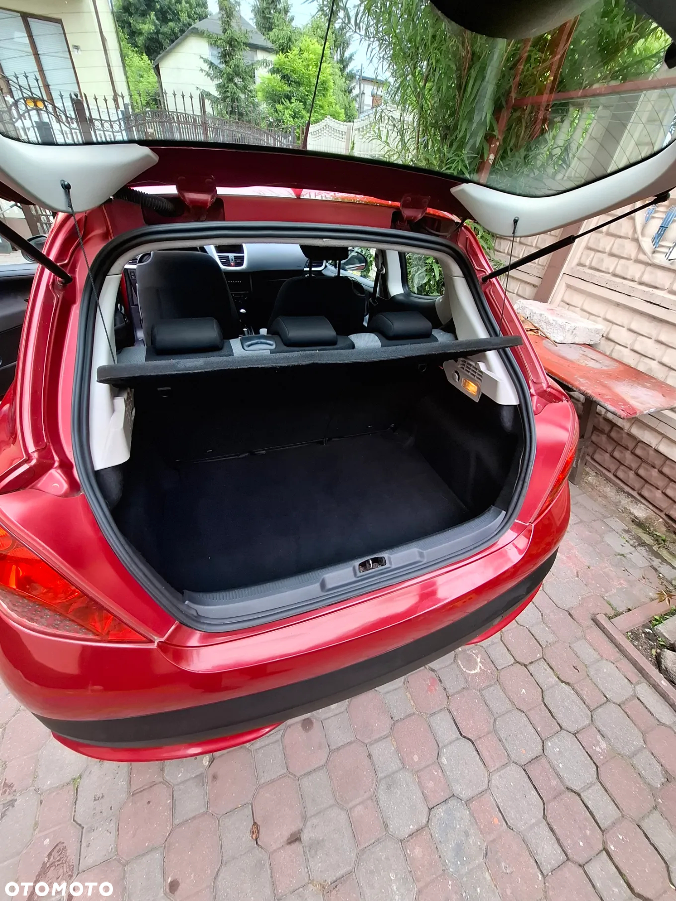 Peugeot 207 - 13