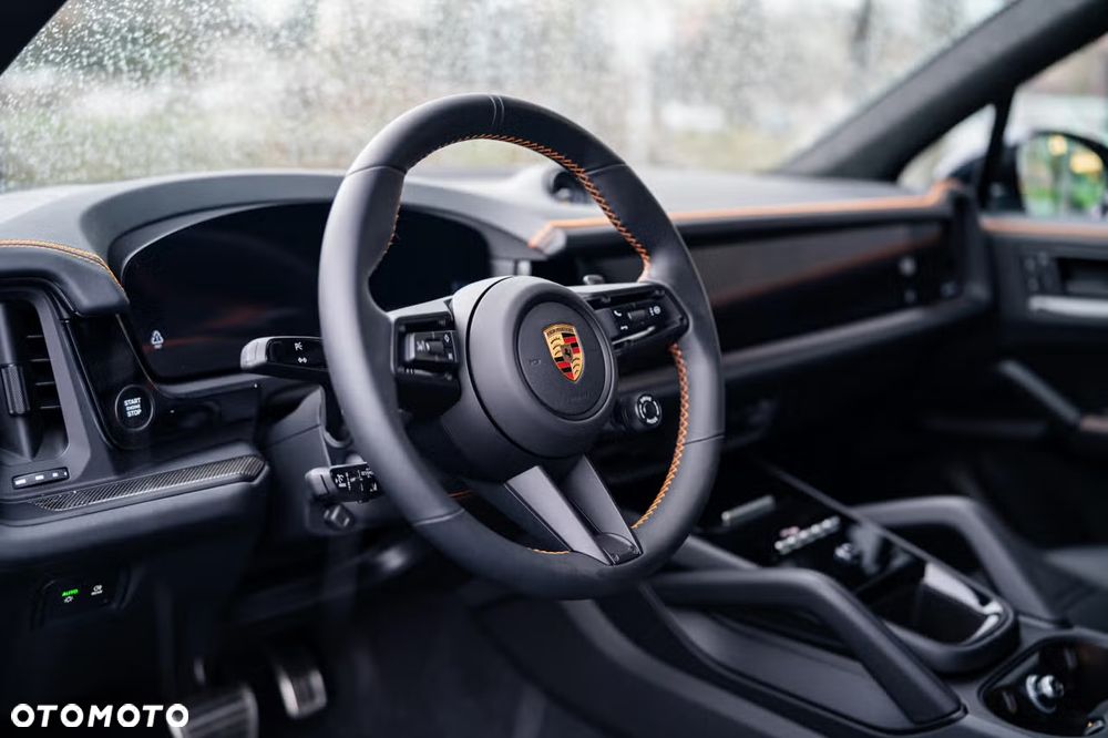 Porsche Cayenne - 14