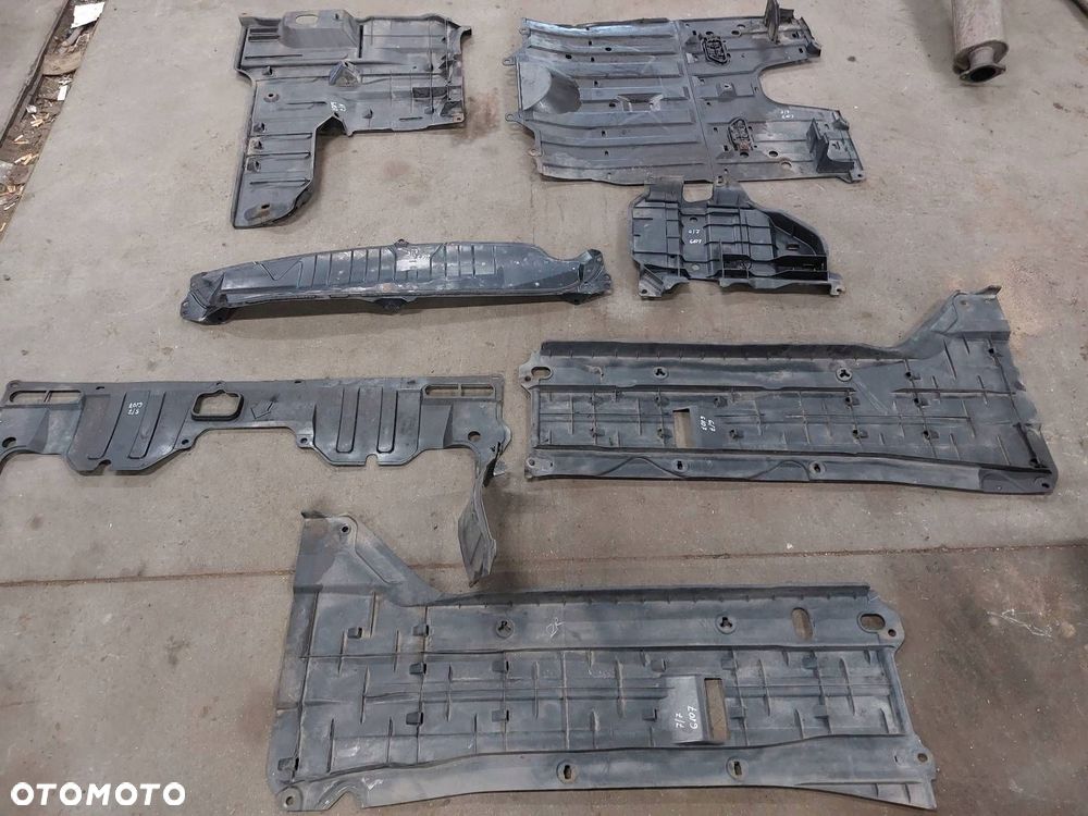 OSŁONA SILNIKA DOLNA HONDA CIVIC VIII 1.3 IMA - 1