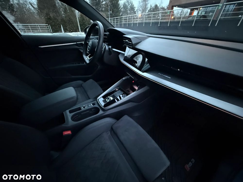 Audi RS3 Sportback - 18