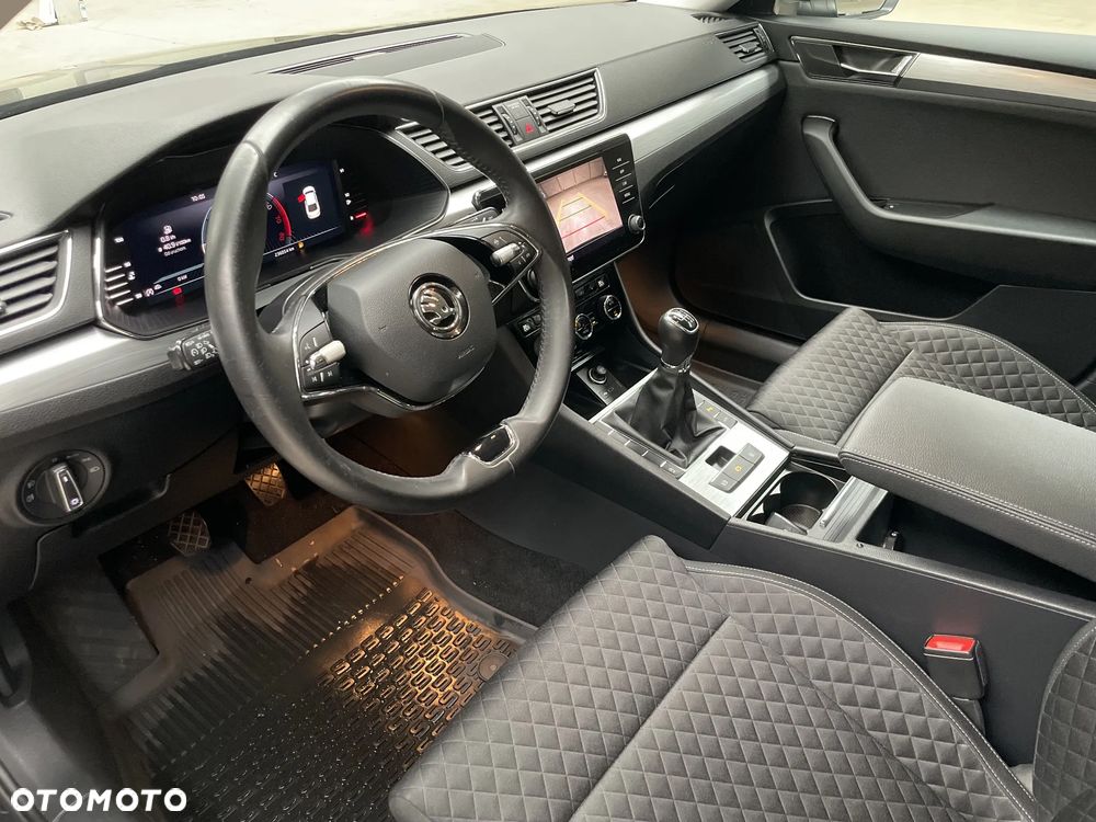 Skoda Superb 1.5 TSI Ambition - 10