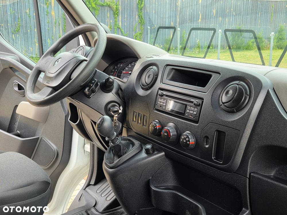 Renault Master - 24