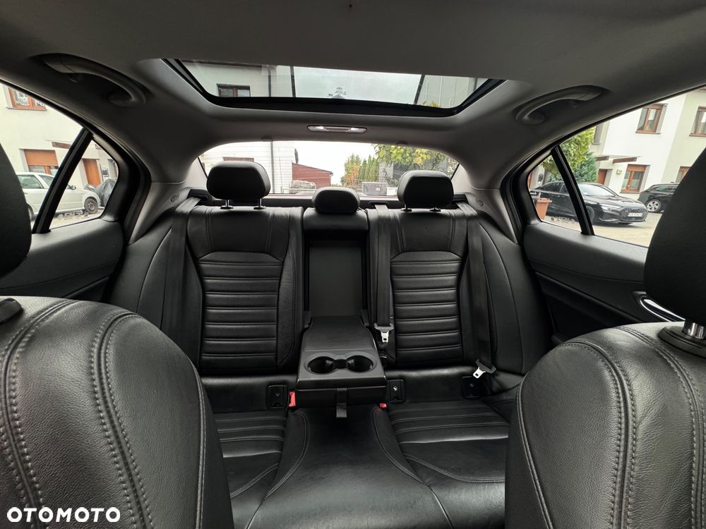 Alfa Romeo Giulia 2.0 Turbo 16V AT8 Veloce Ti - 24
