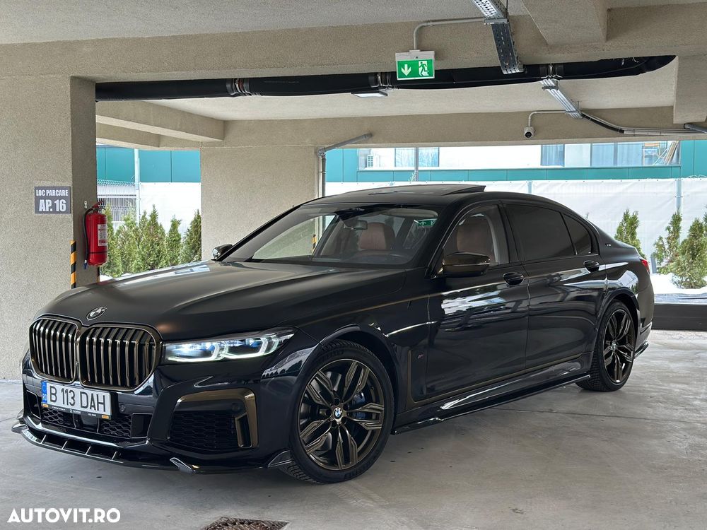 BMW M7 - 2