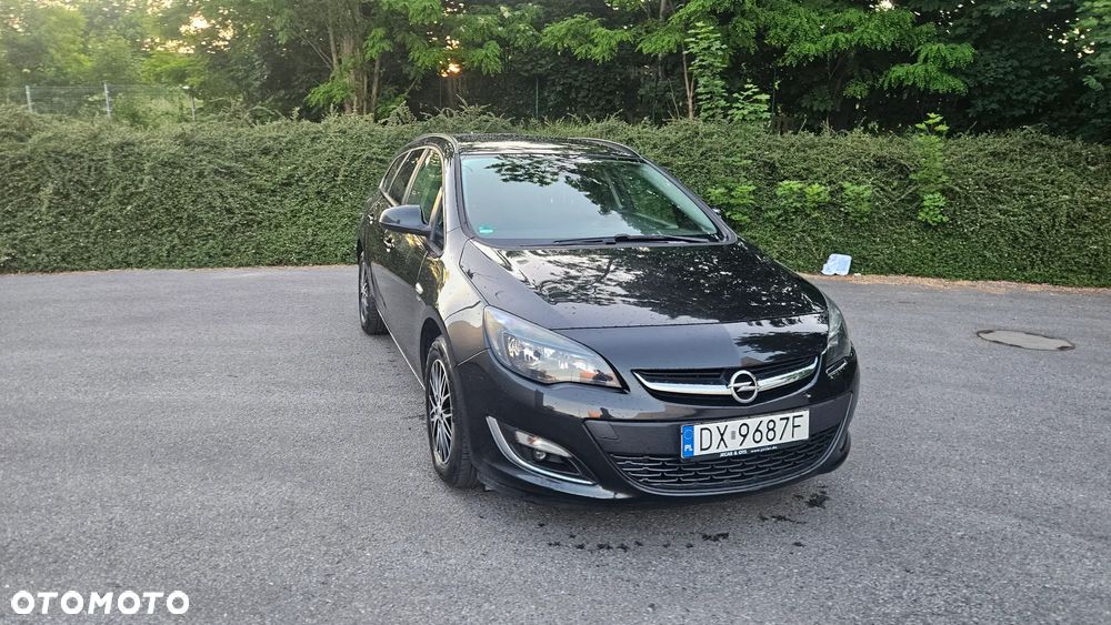 Opel Astra 1.4 Turbo 150 Jahre - 6