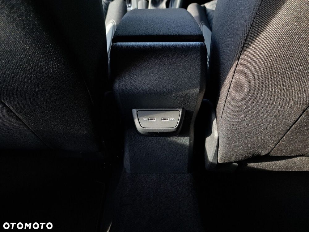 Volkswagen Taigo 1.5 TSI ACT R-Line Plus DSG - 37