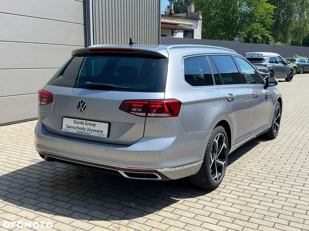 Volkswagen Passat - 8
