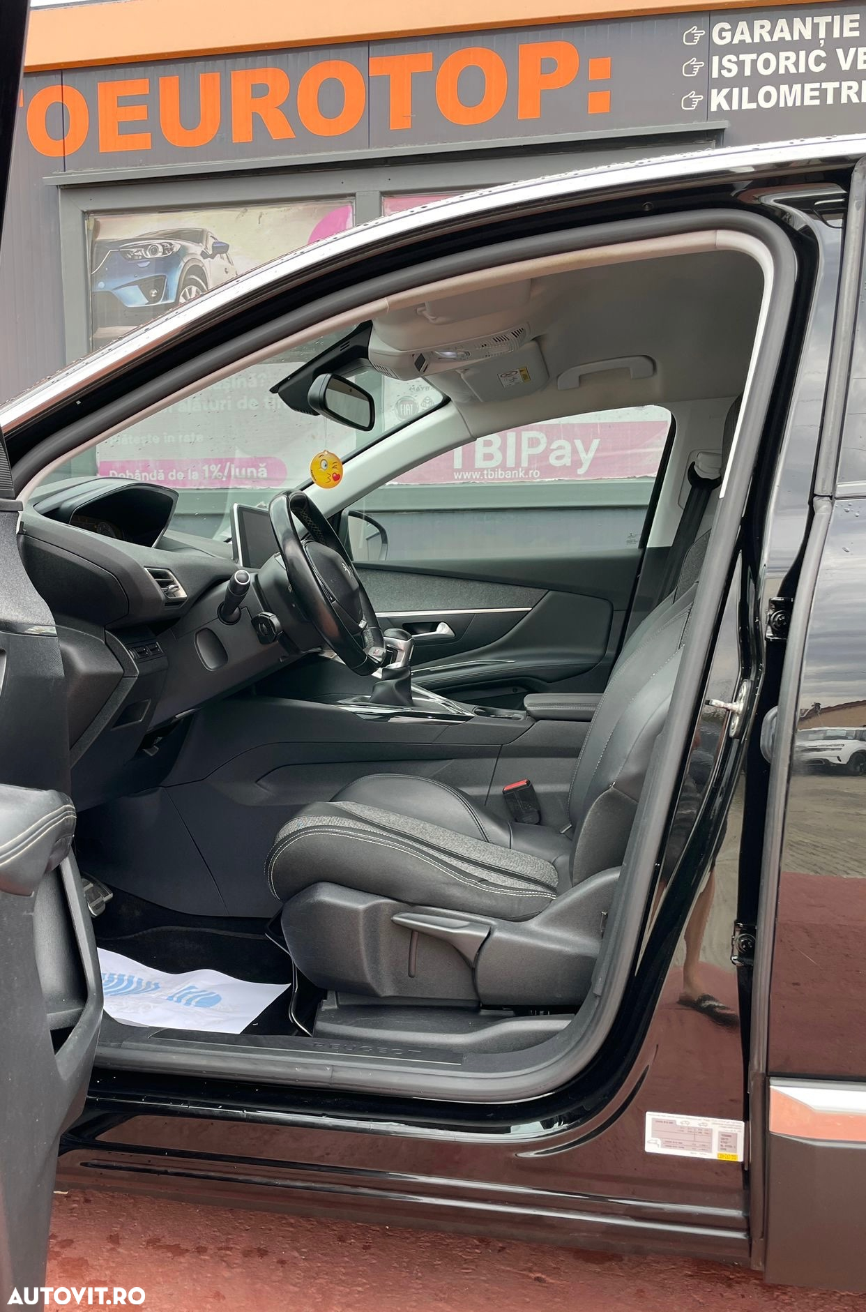 Peugeot 3008 PureTech 130 Stop & Start GPF Allure - 15