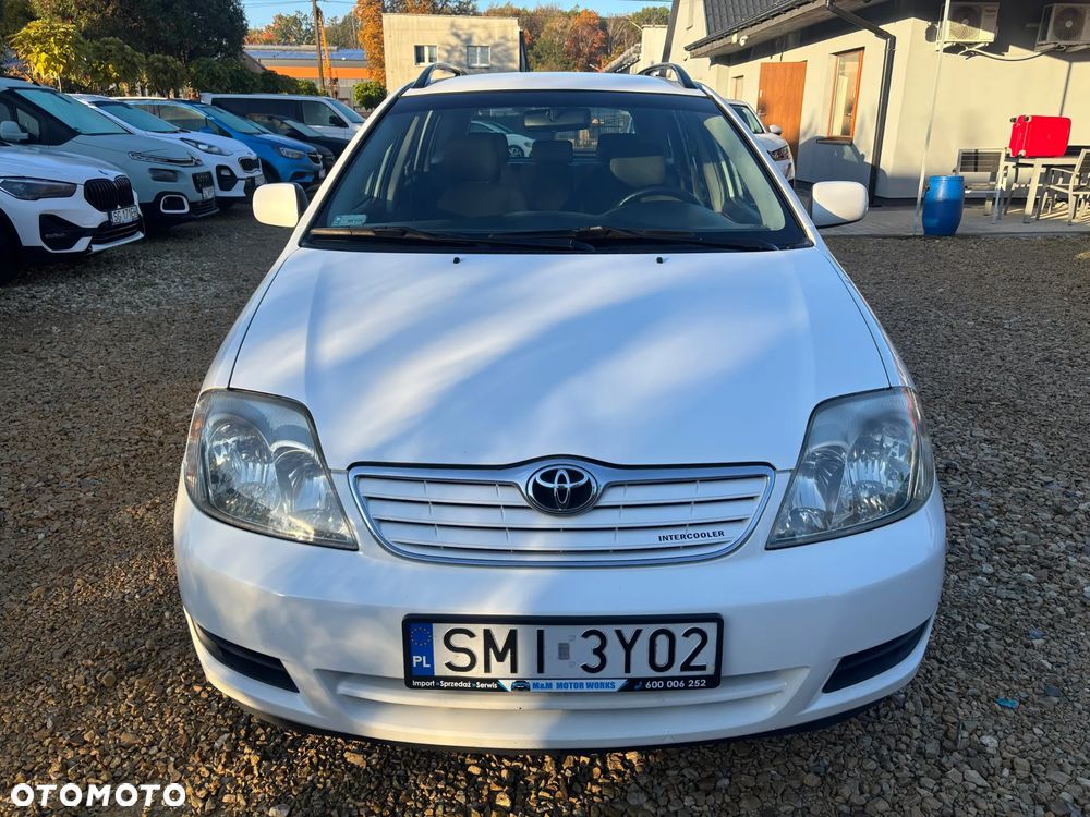 Toyota Corolla - 12
