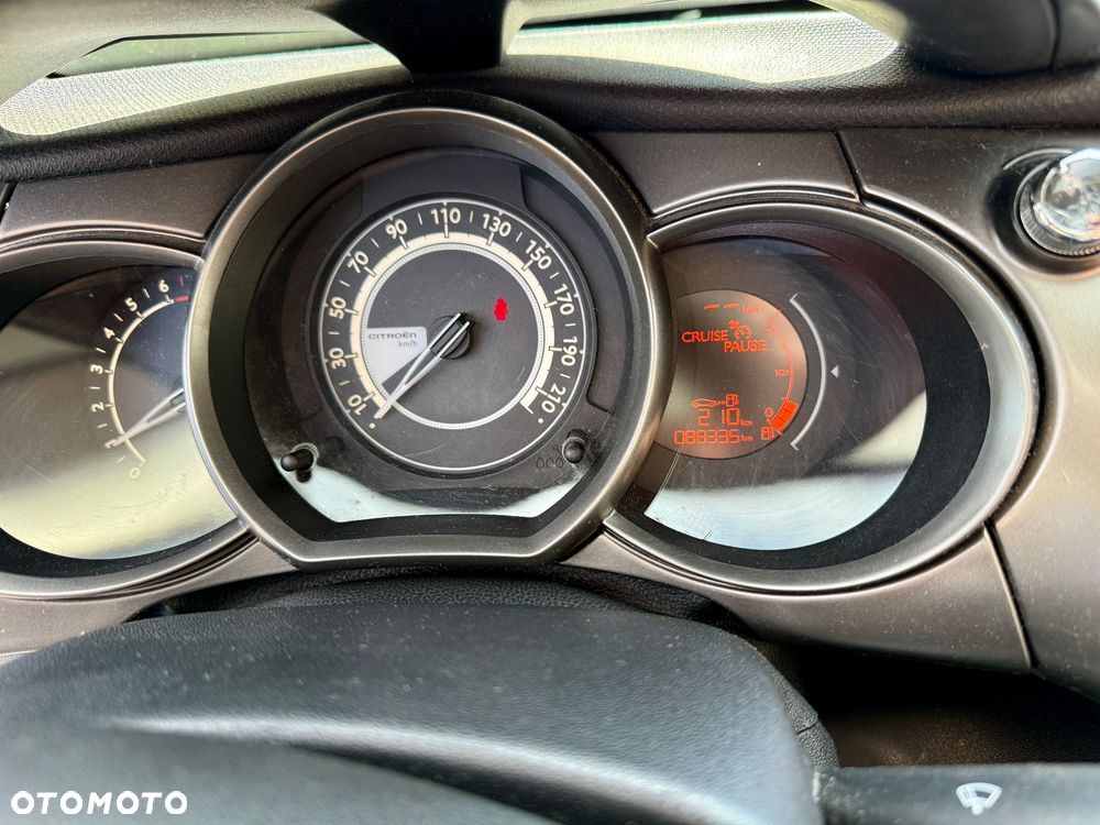 Citroën C3 1.2 PureTech Exclusive - 25