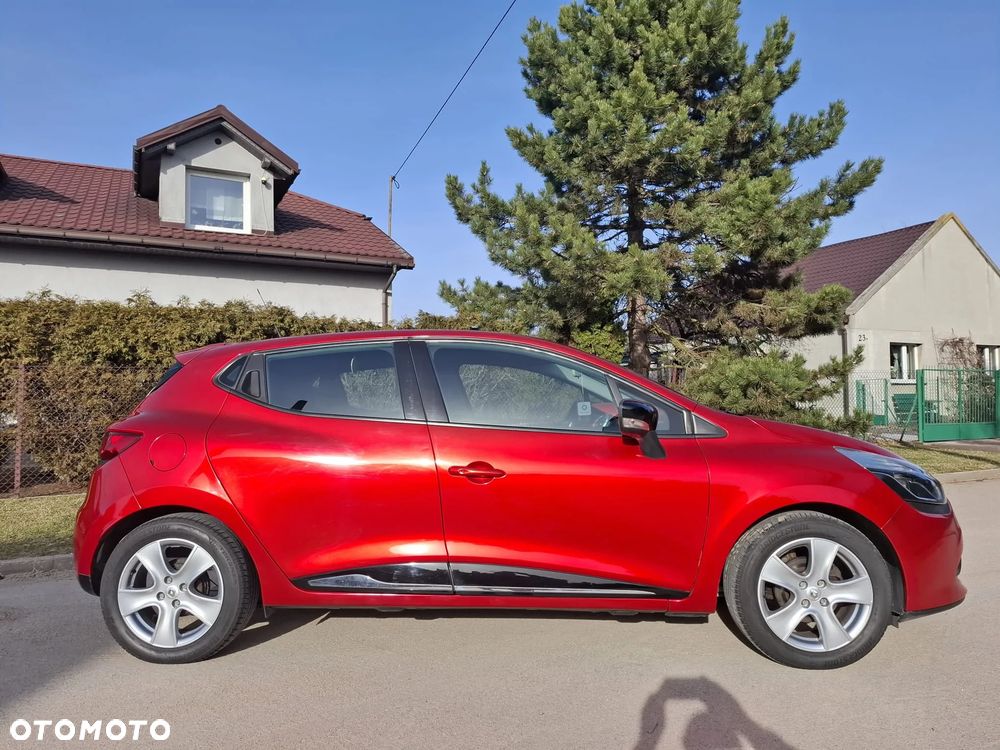 Renault Clio - 2