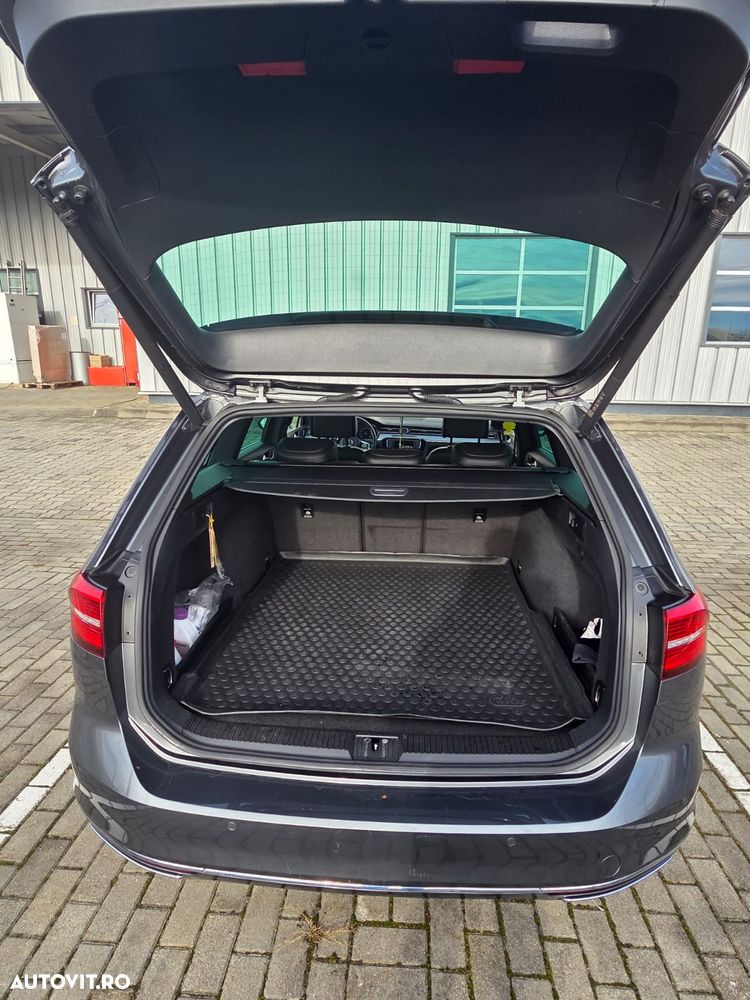 Volkswagen Passat Variant 2.0 TDI DSG Highline - 5
