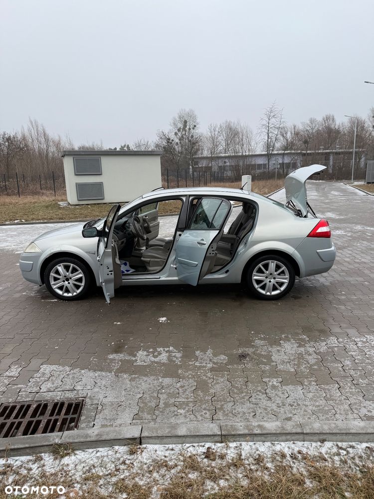 Renault Megane 1.6 Confort Privilege - 14