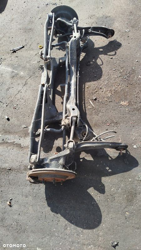 BELKA ZAWIESZENIA TYŁ FIAT FREEMONT DODGE JOURNEY 2.0JTD 2.0CRDI 2WD - 1