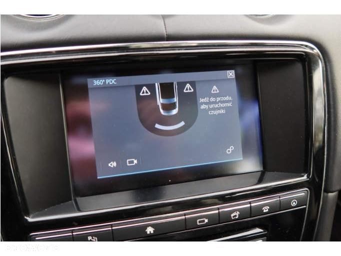 Jaguar XJ 3.0 T LWB AWD Portfolio - 37