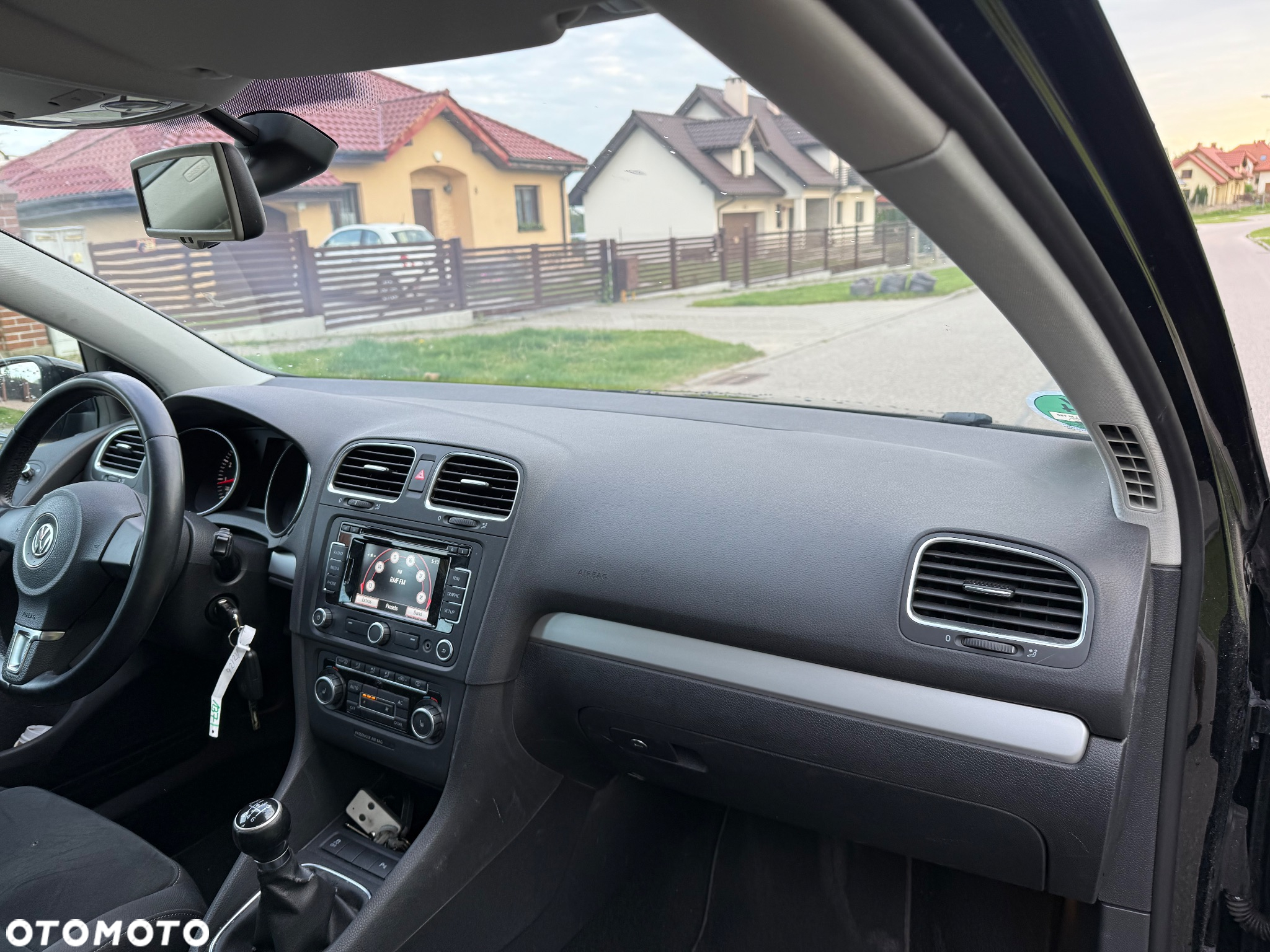 Volkswagen Golf - 20