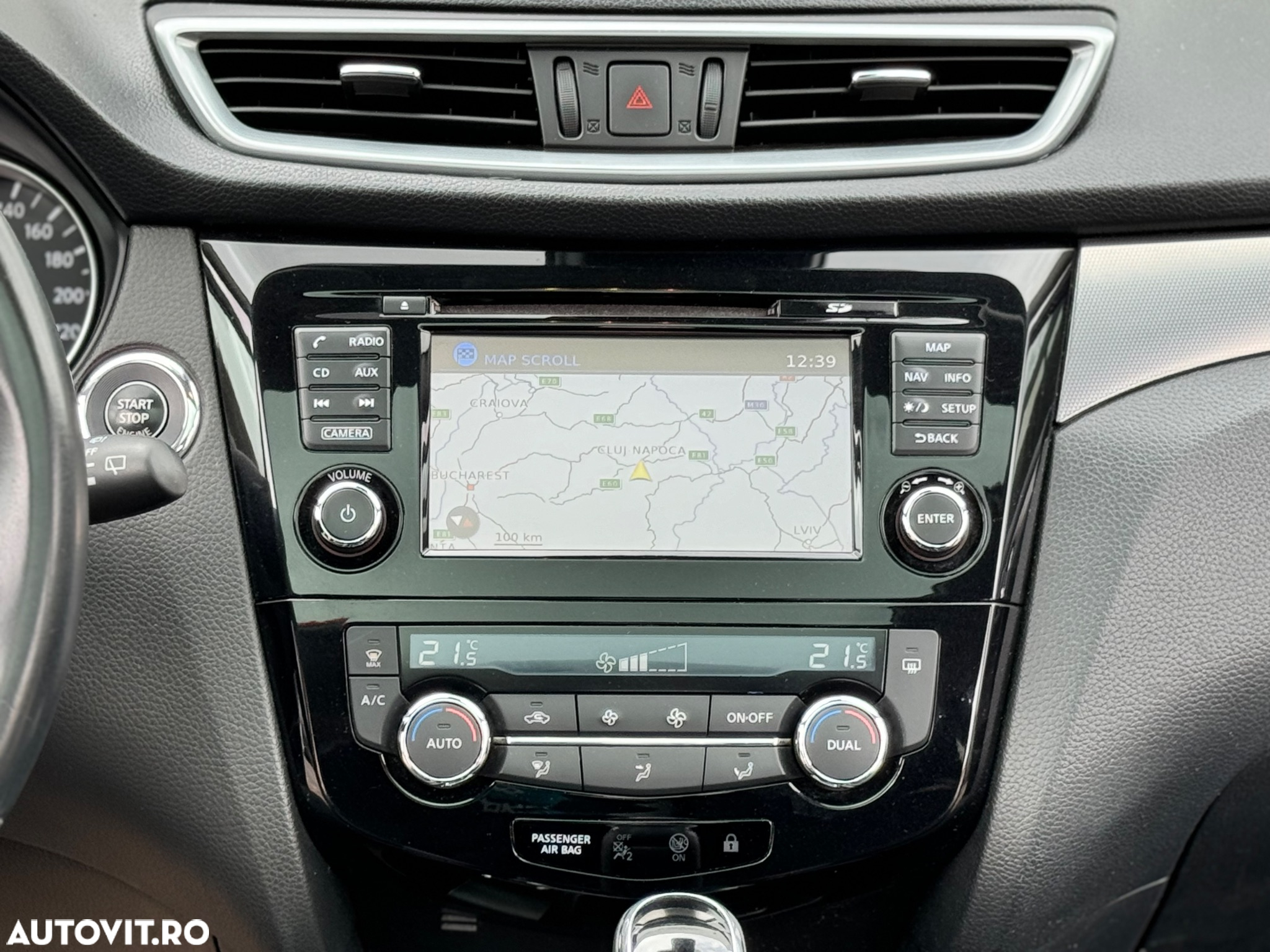 Nissan Qashqai 1.6 DCI Xtronic TEKNA - 30