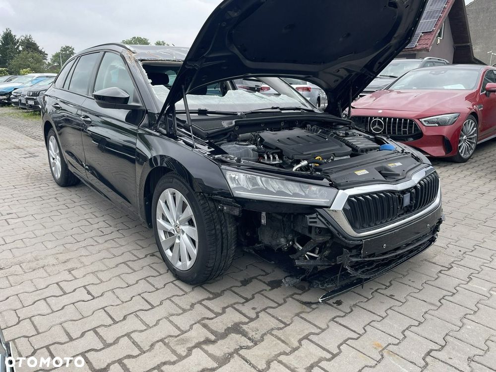 Skoda Octavia 2.0 TDI DSG Selection - 2