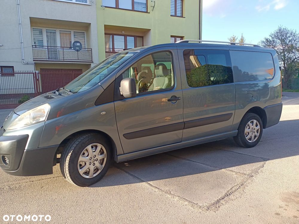 Peugeot Expert - 8