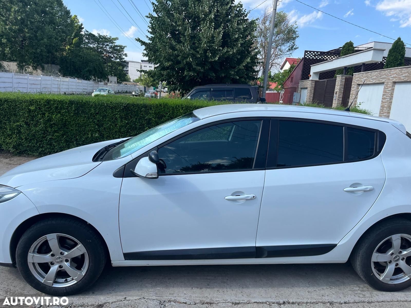 Renault Megane Blue dCi Life - 1