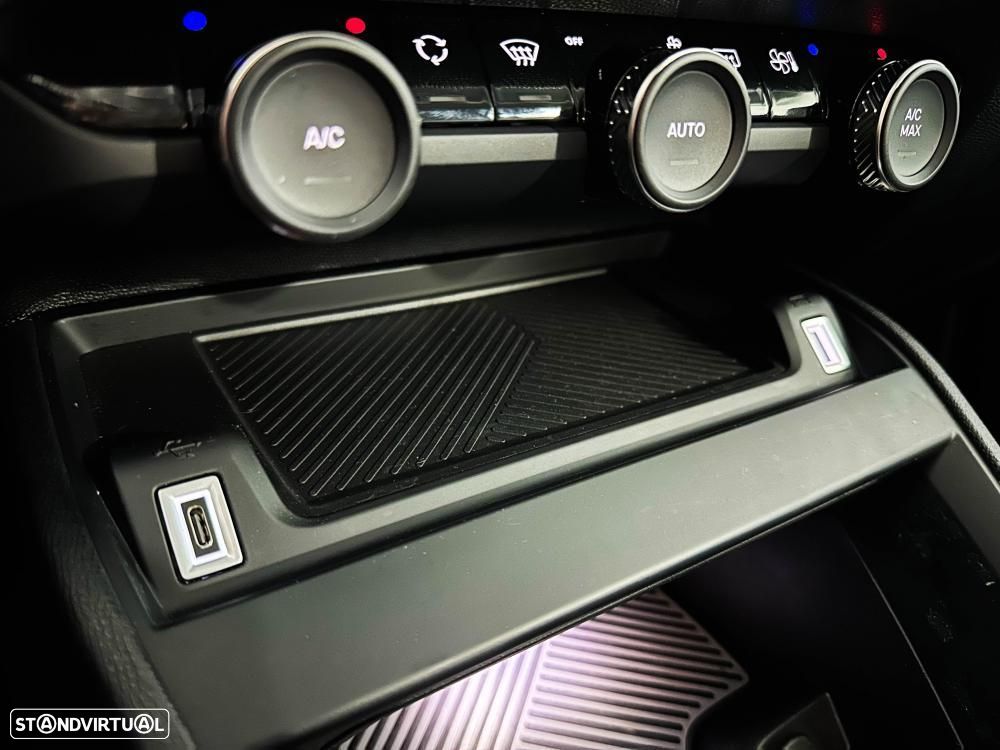 Citroën C4 PureTech 130 Stop&Start EAT8 PLUS - 42