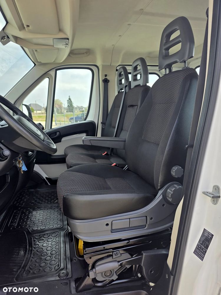 Peugeot BOXER 2,0 HDI 163 KONNA DOKA BRYGADÓWKA 7 OSOBOWA 3M SKRZYNIA KLIMA WEBASTO 138T/KM PRZEBIEGU GWARANCJA 16 CALOWE KOŁA - 15