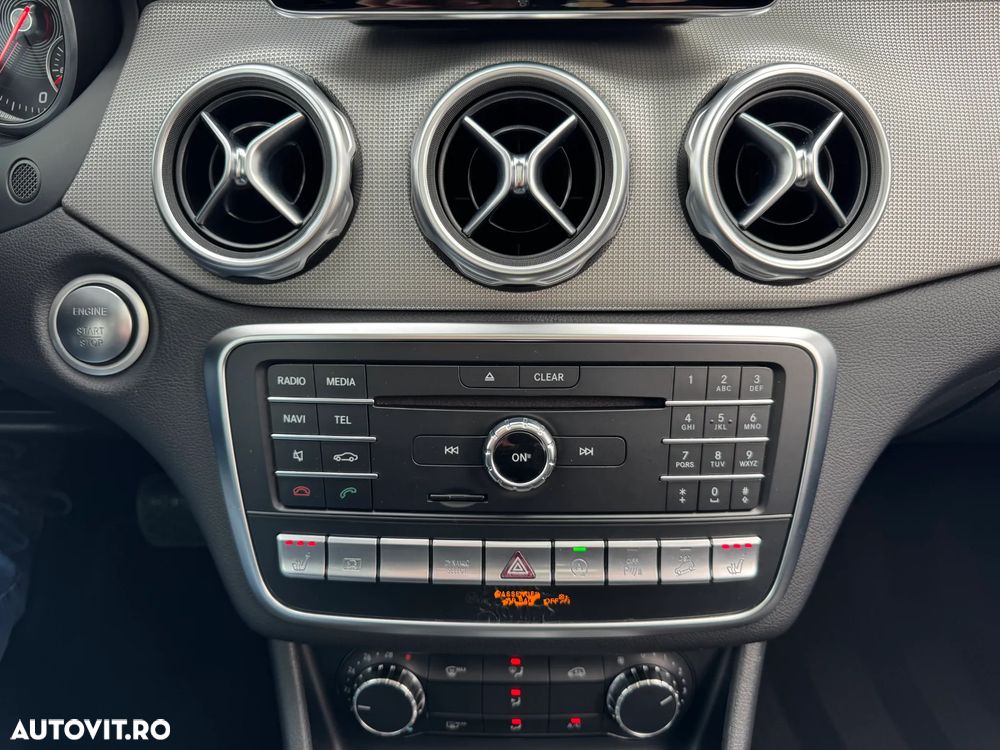 Mercedes-Benz GLA 200 d 4MATIC 7G-DCT Style - 19