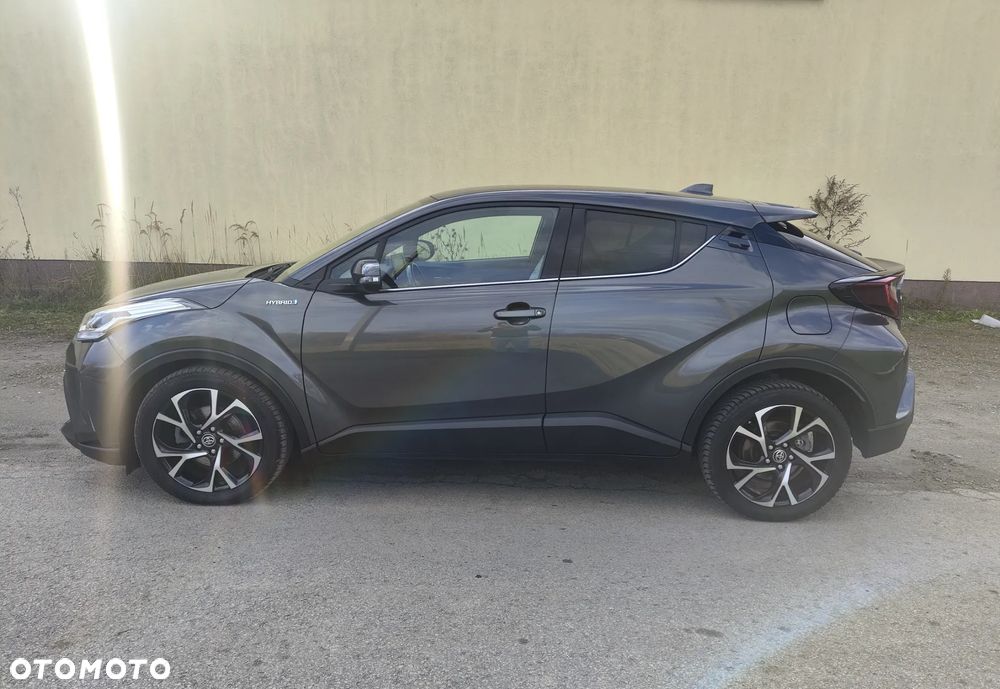 Toyota C-HR Hybrid Club - 6