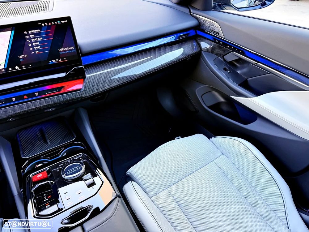 BMW M5 Standard - 21