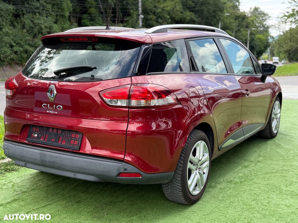 Renault Clio - 7