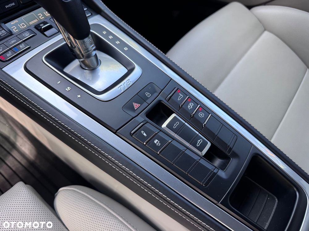 Porsche 718 Boxster GTS 4.0 PDK - 32