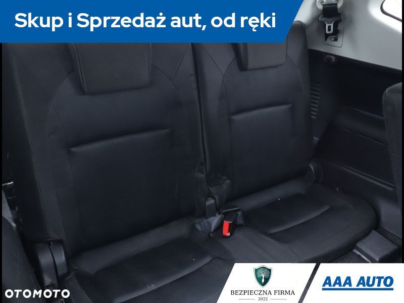 Nissan Qashqai+2 - 15