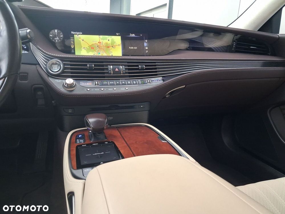 Lexus LS 500 Prestige AWD - 14