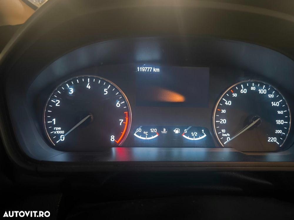 Ford EcoSport - 11