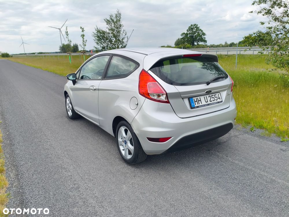 Ford Fiesta 1.5 TDCi Ambiente - 5