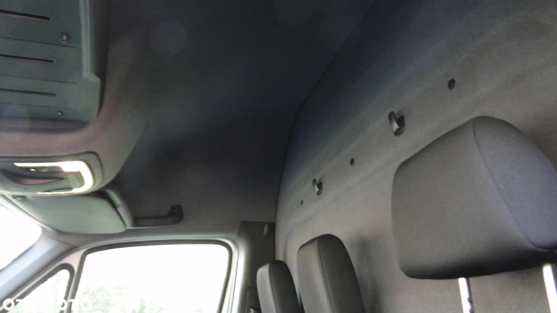 Mercedes-Benz SPRINTER - 14