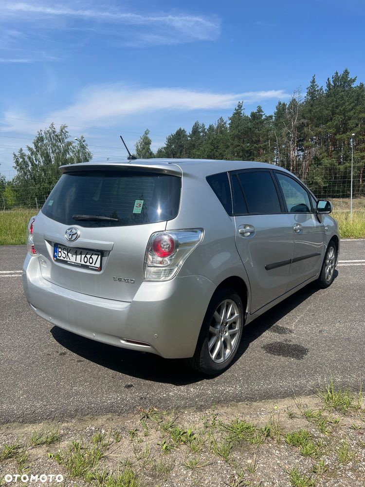 Toyota Verso - 3