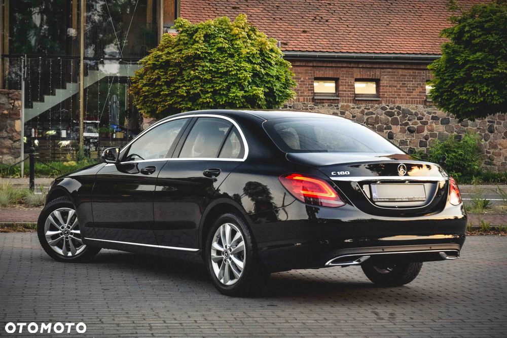 Mercedes-Benz Klasa C 180 9G-TRONIC - 4