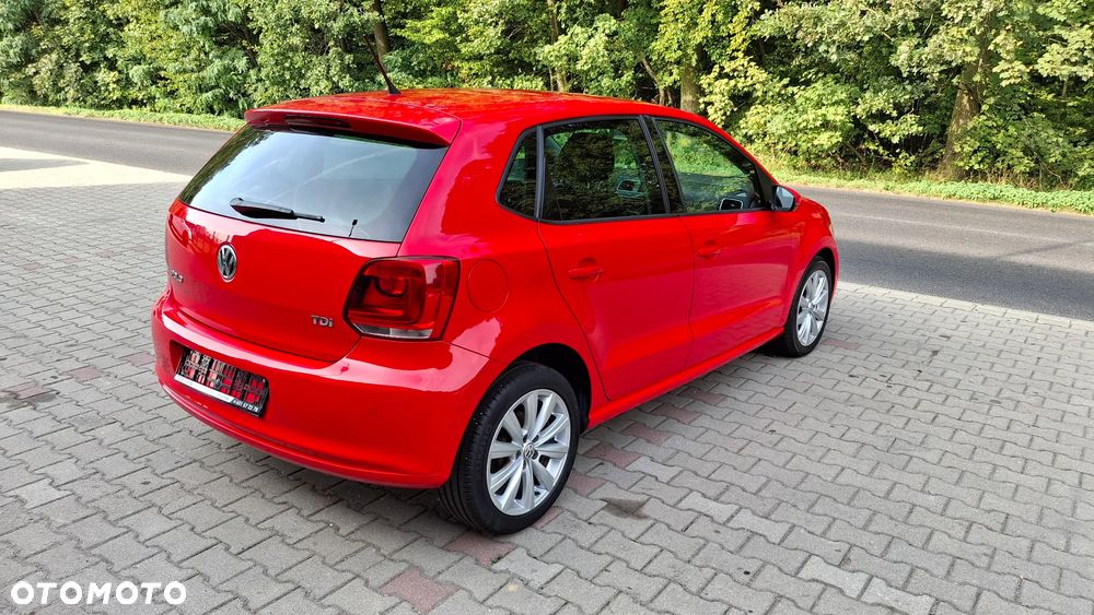 Volkswagen Polo 1.6 TDI Blue Motion Style - 14