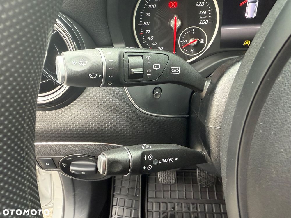 Mercedes-Benz Klasa A 180 CDI BlueEFFICIENCY Edition Style - 14