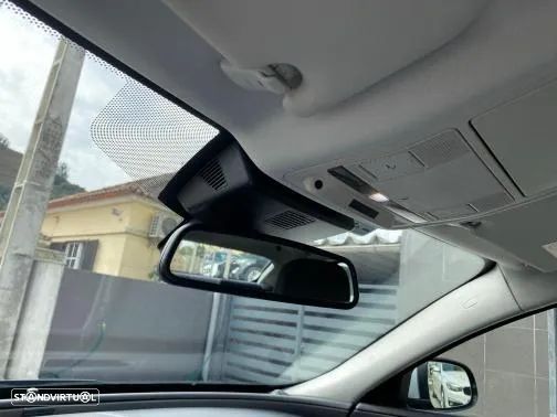 Jaguar XE 2.0 D R-Sport Aut. - 28