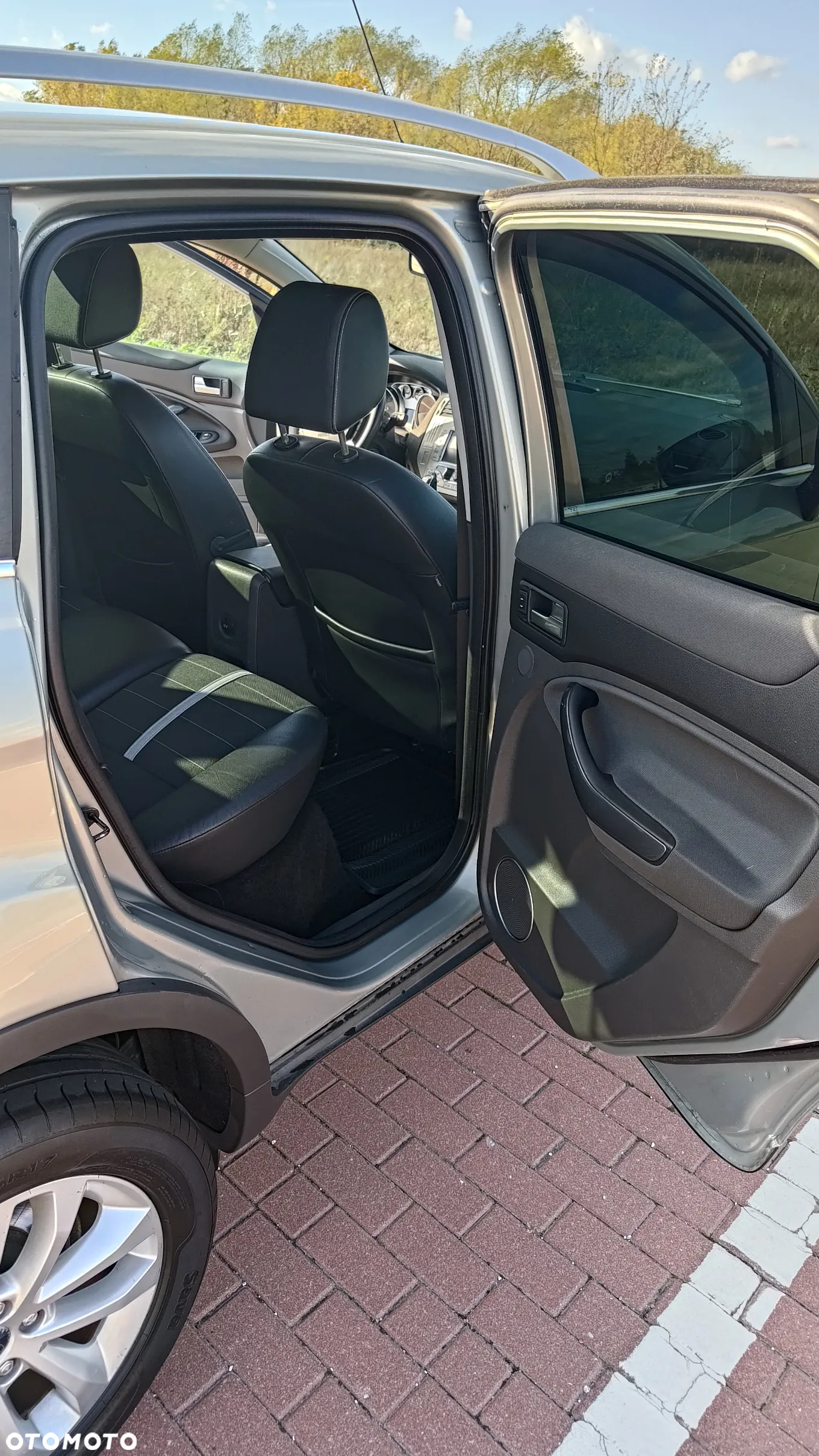 Ford Kuga 2.0 TDCi Titanium FWD - 27